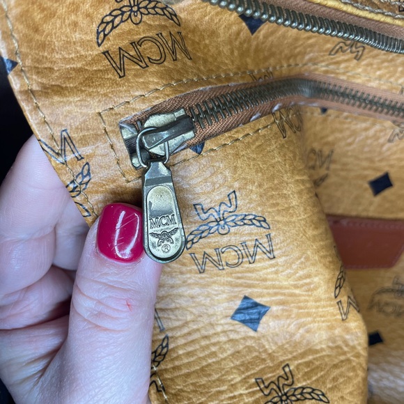 MCM Visetos Cognac Tote Bag - minor wear to corners and scratch on hardware - Picture 4 of 16